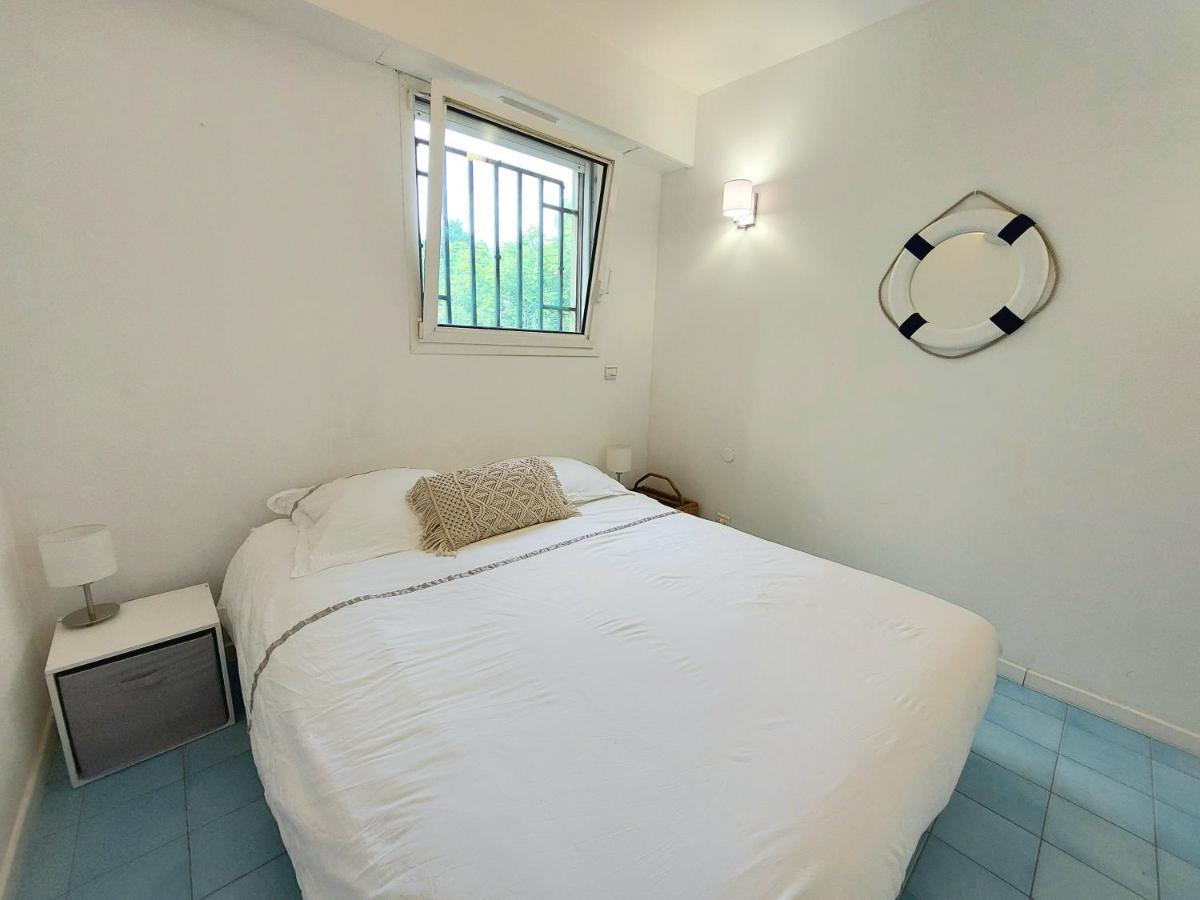 Plage La Salis 3 Chambres, Jardin - 3 Bedrooms Антиб Экстерьер фото
